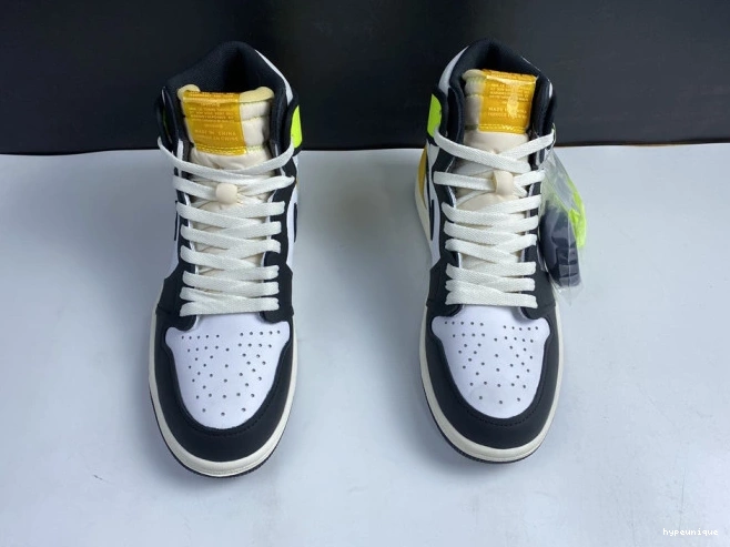 HYPE 555088-118 'VOLT HIGH OG JORDAN GOLD' 1 RETRO AIR 0717